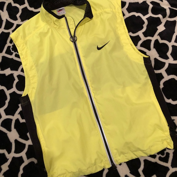 Nike , flash some type of hoodie - Picture 1 of 3